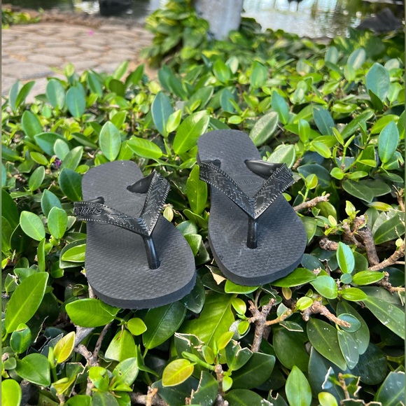 Havaianas flip flop & Locals flip flop (2 flip flops) - Picture 4 of 11